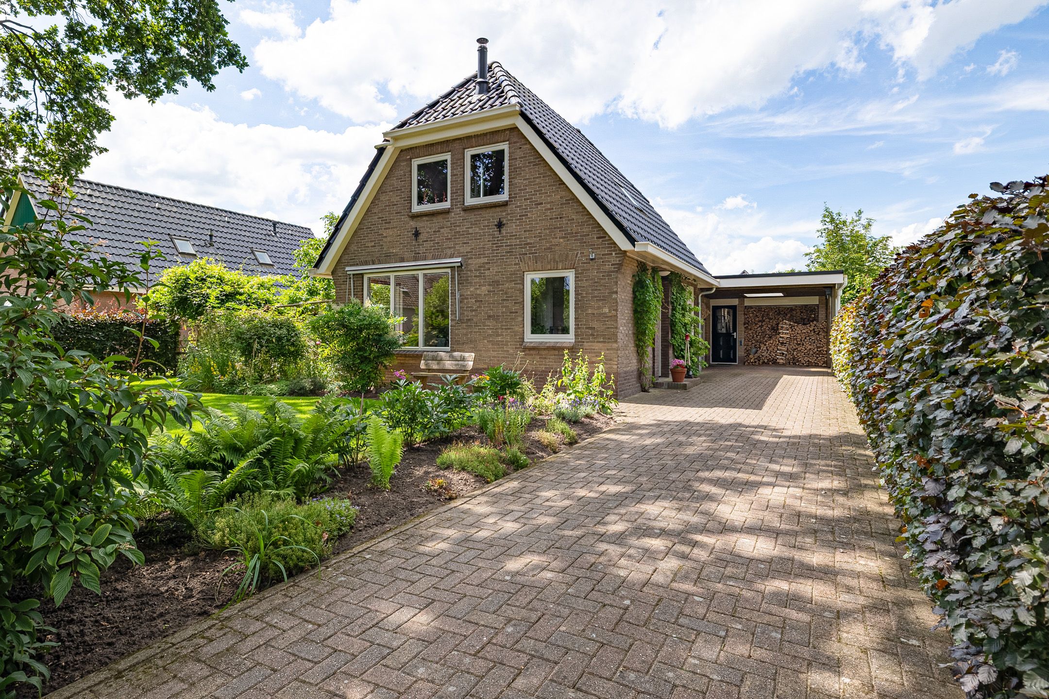 Foto van Dorpsstraat 24, Gees