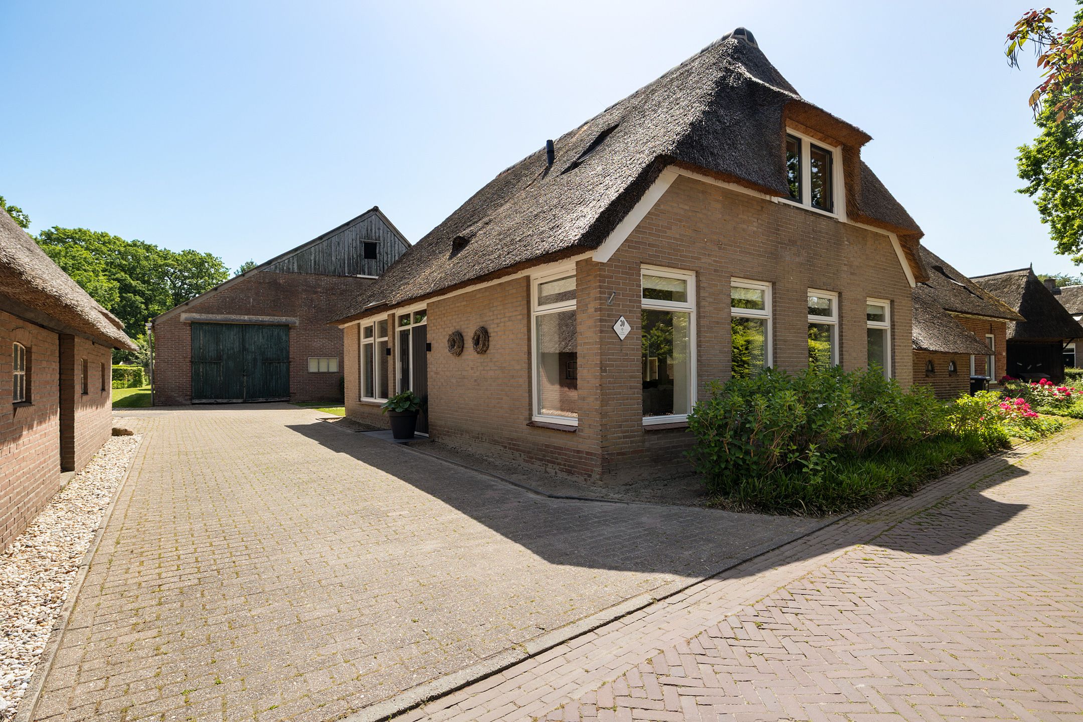 Foto van Oude Steeg 30, Gees