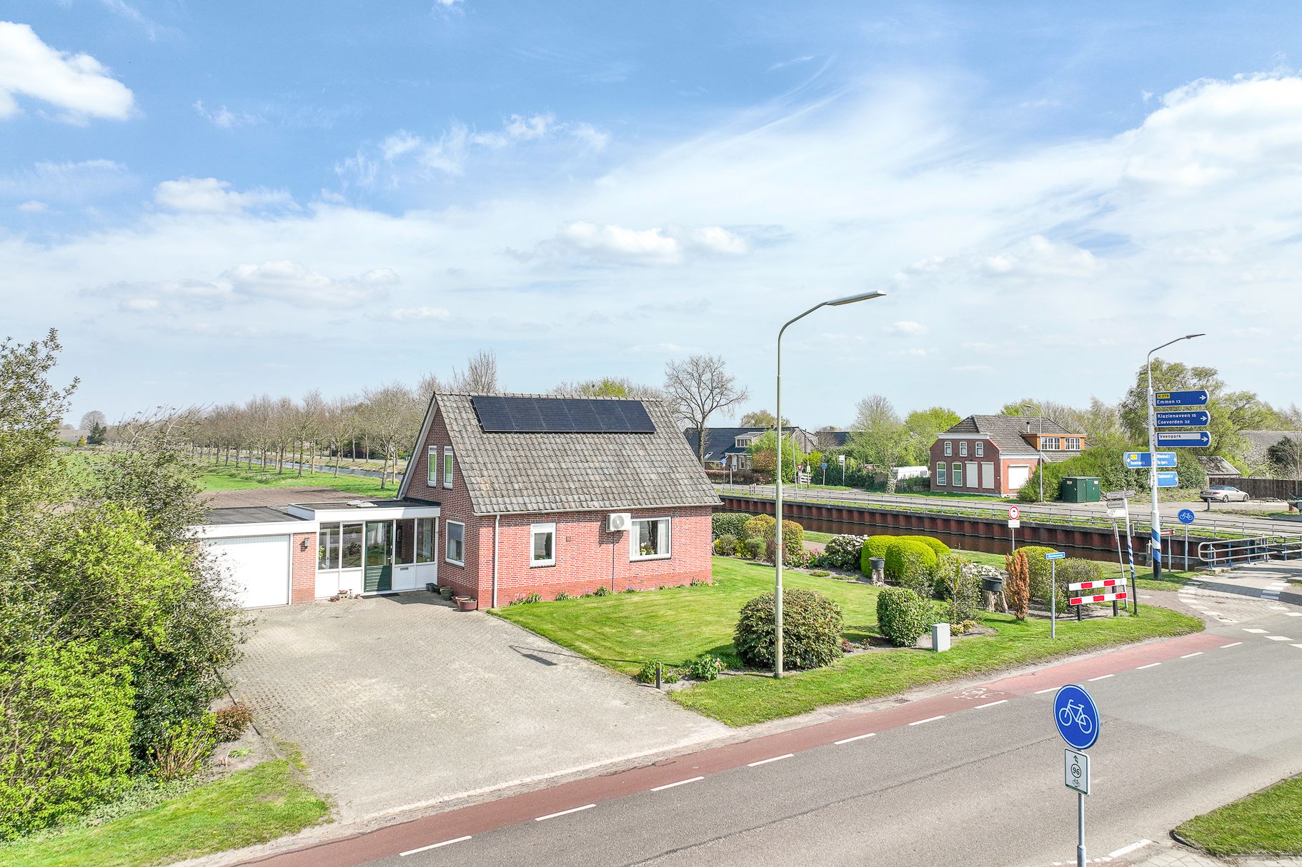 Foto van Hoofdkanaal WZ 115, Emmer-Compascuum