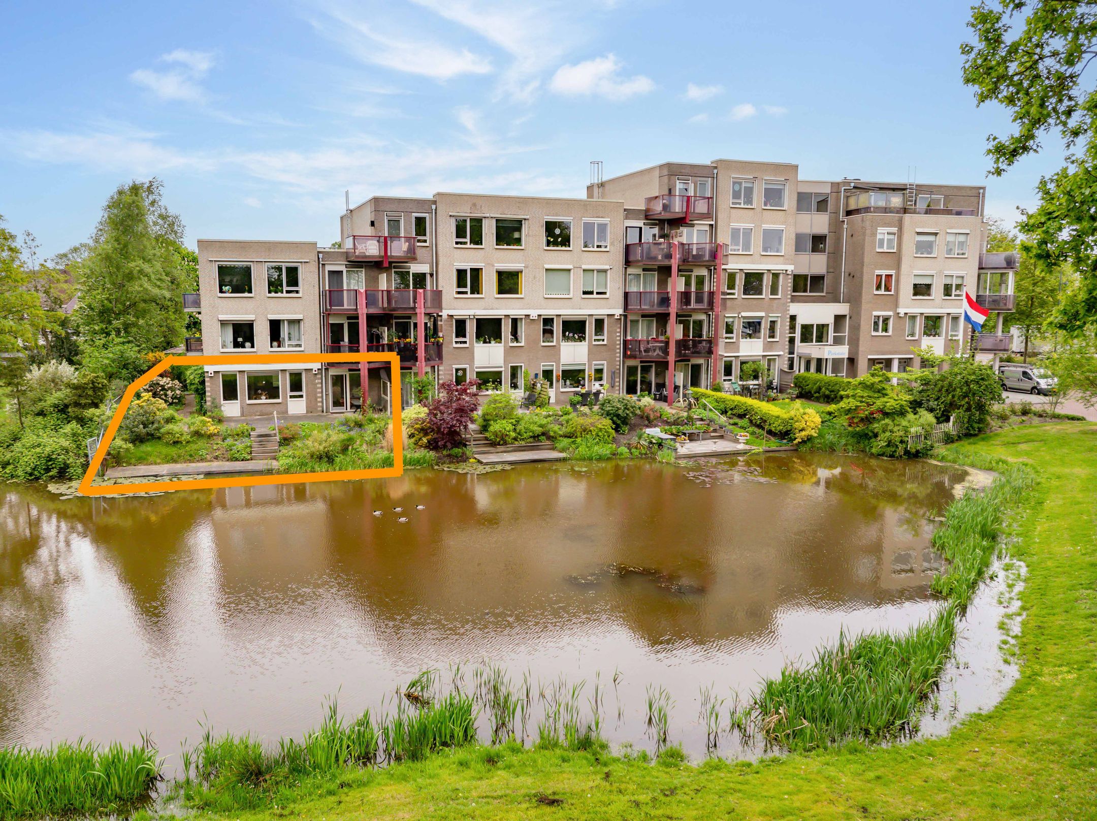 Foto van Stationsplein 5, Hoogeveen