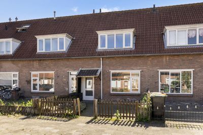 Foto van J van der Veenstraat 34, Hoogeveen