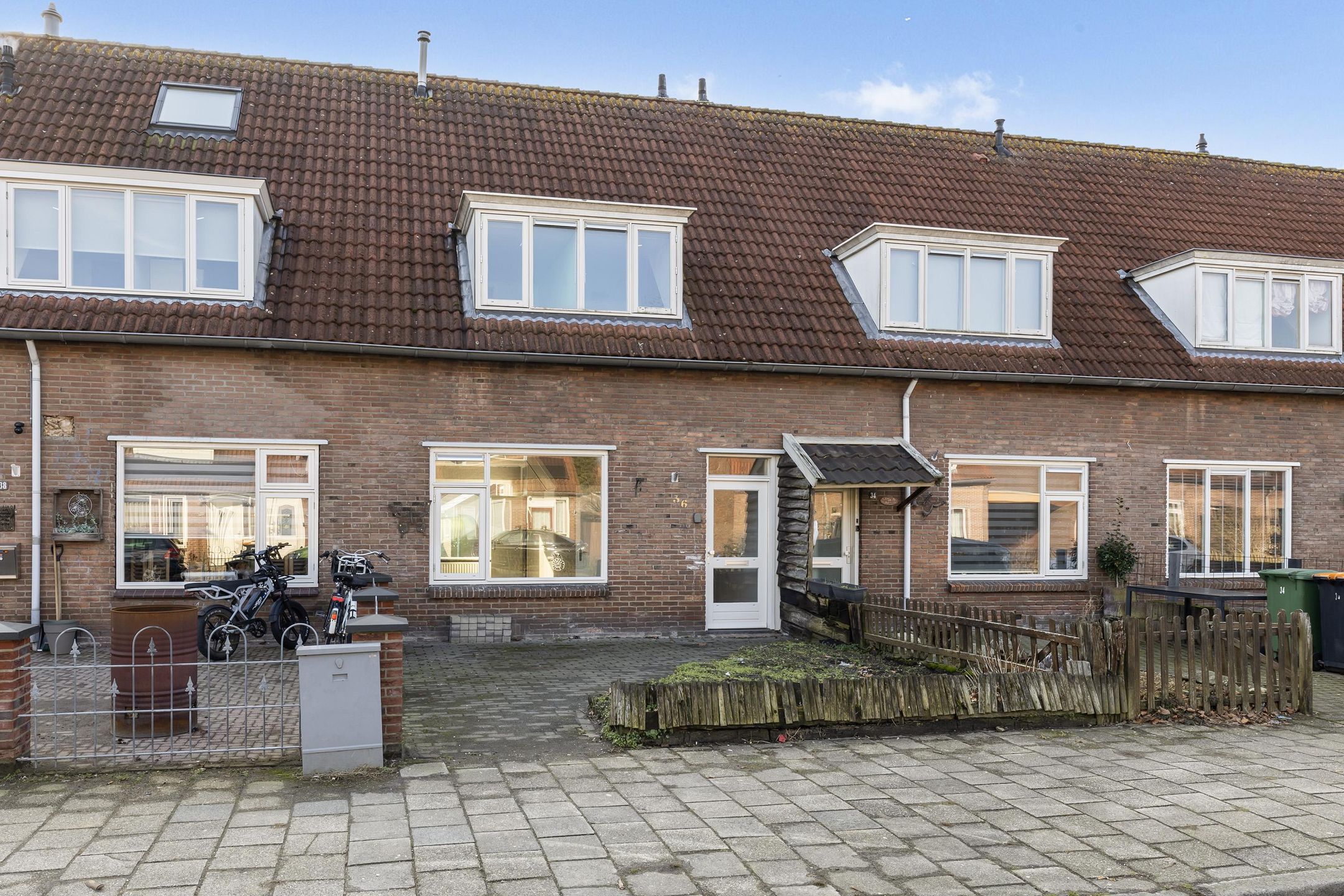 Foto van J van der Veenstraat 36, Hoogeveen