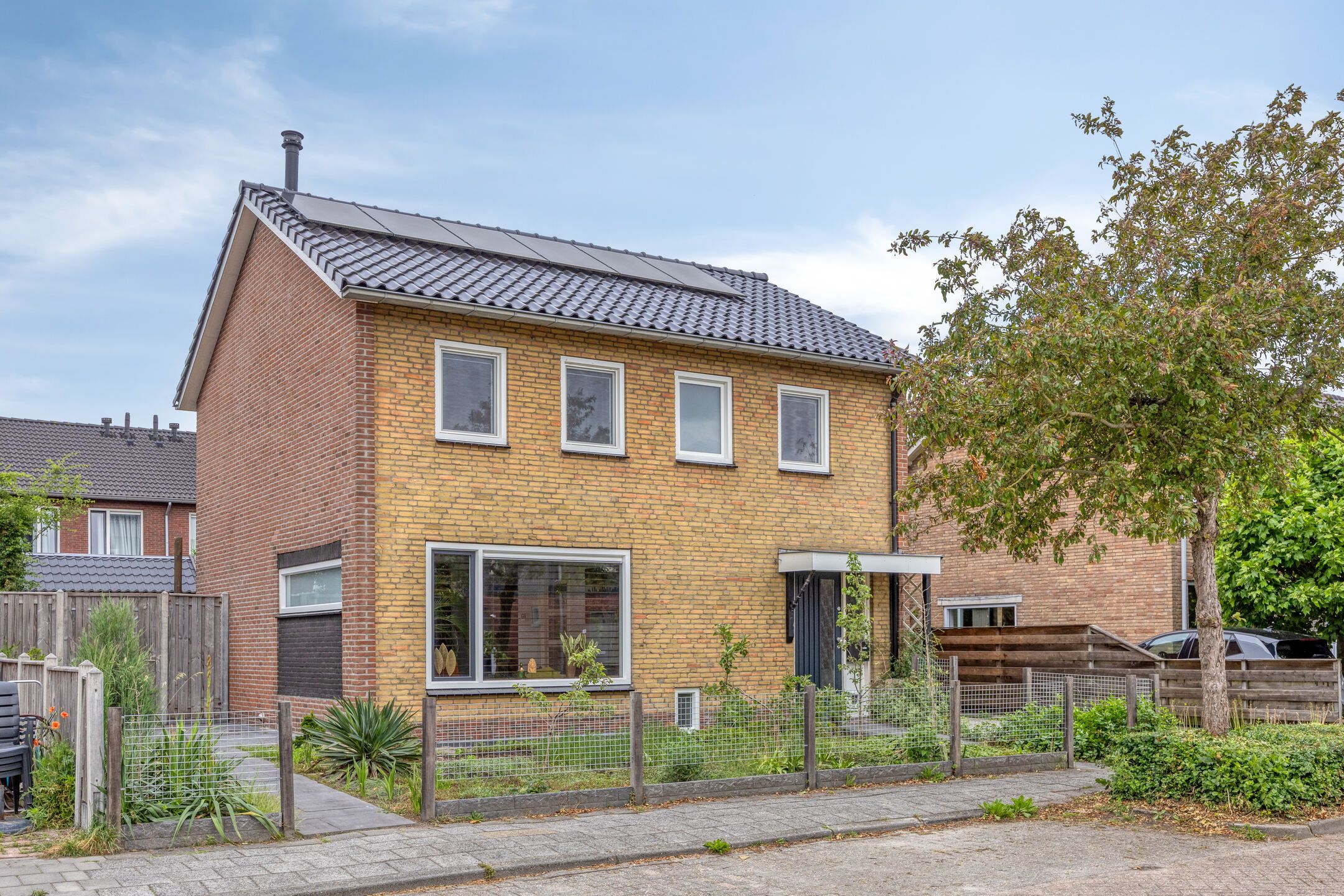 Foto van Burg. Weimalaan 20, Nijeveen