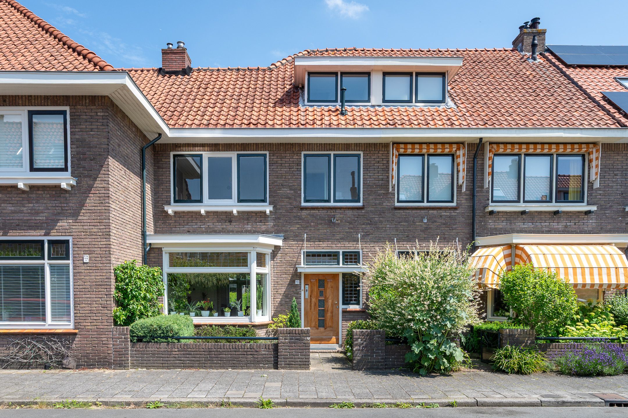 Foto van Koningin Anna Paulownastraat 10, Zwolle