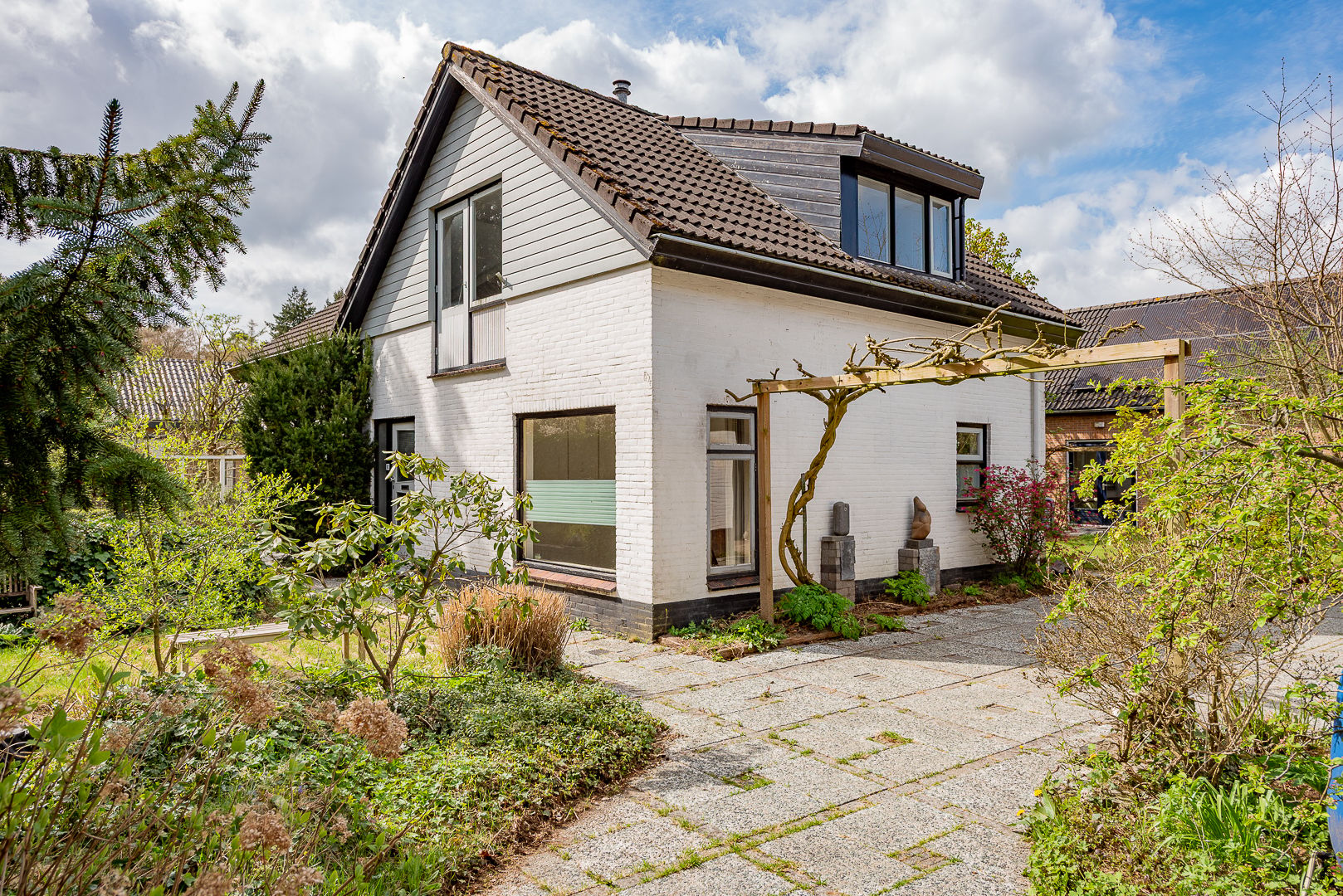 Foto van Harm Aartsweg 10, 't Loo Oldebroek