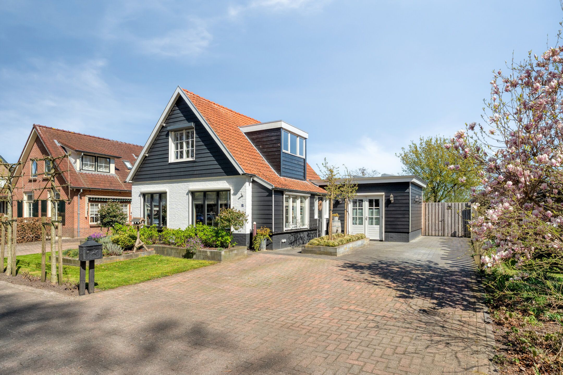 Foto van Mheneweg Zuid 16, Oldebroek