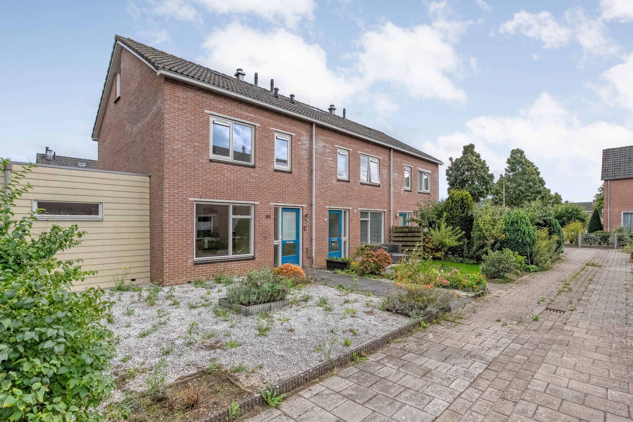 Foto van Goudenregen 60, Heino