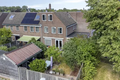 Foto van Botter 4225, Lelystad Woonhuis