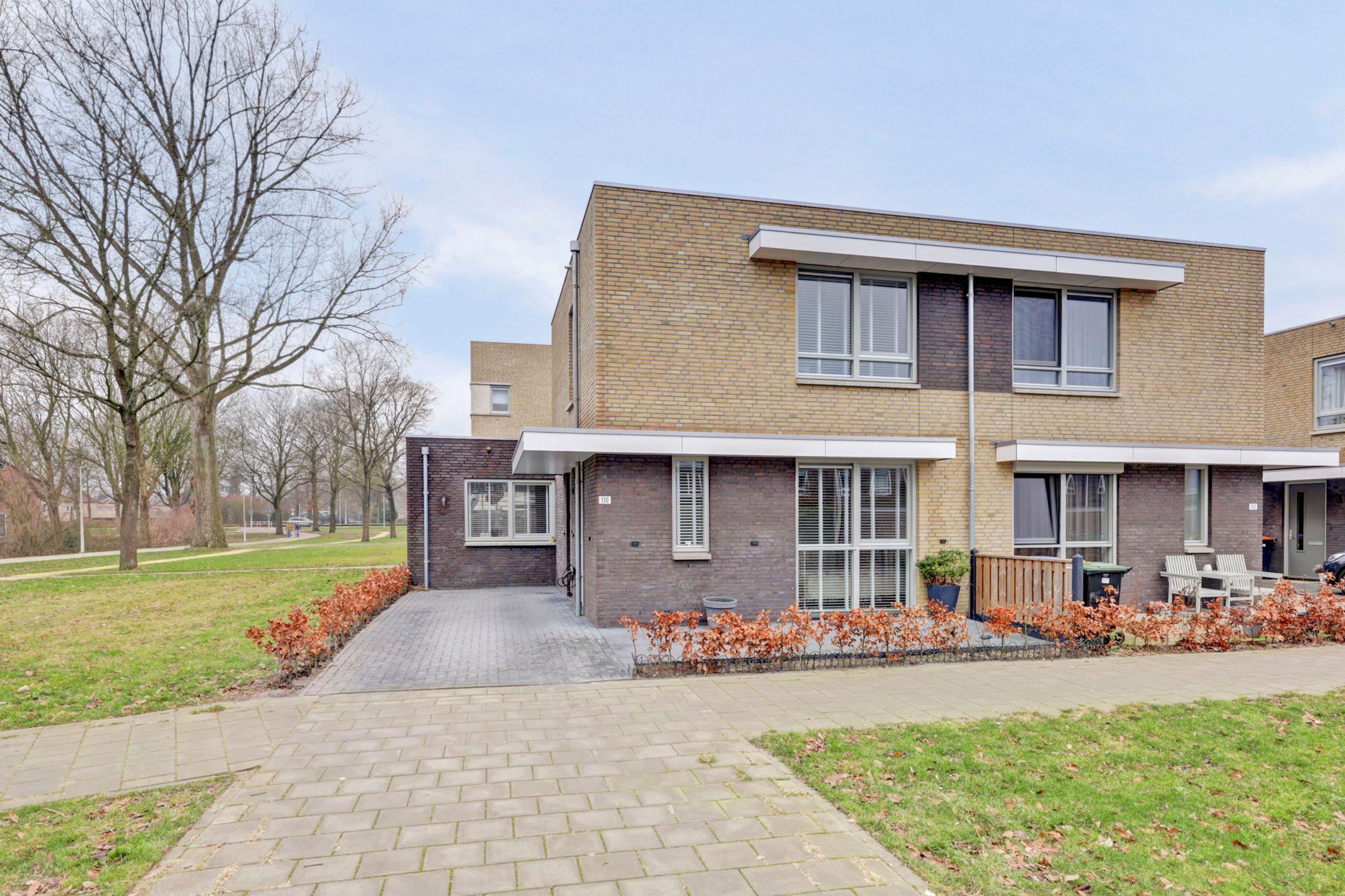 Foto van De Stag 130, Dronten