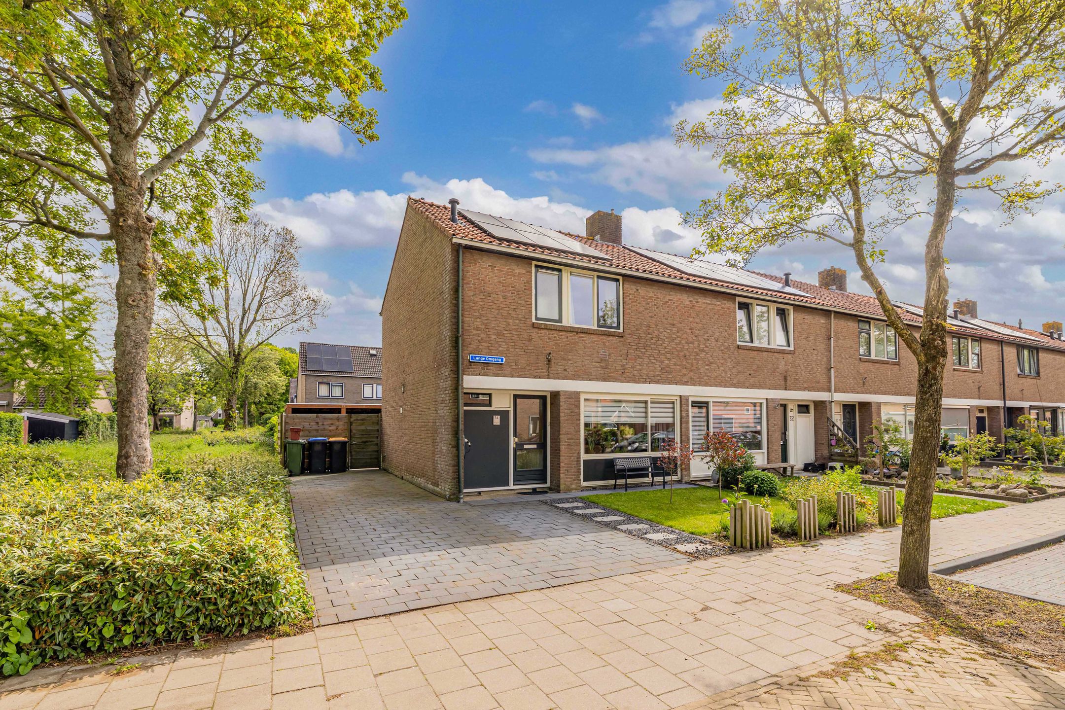 Foto van Lange Omgang 34, Bant