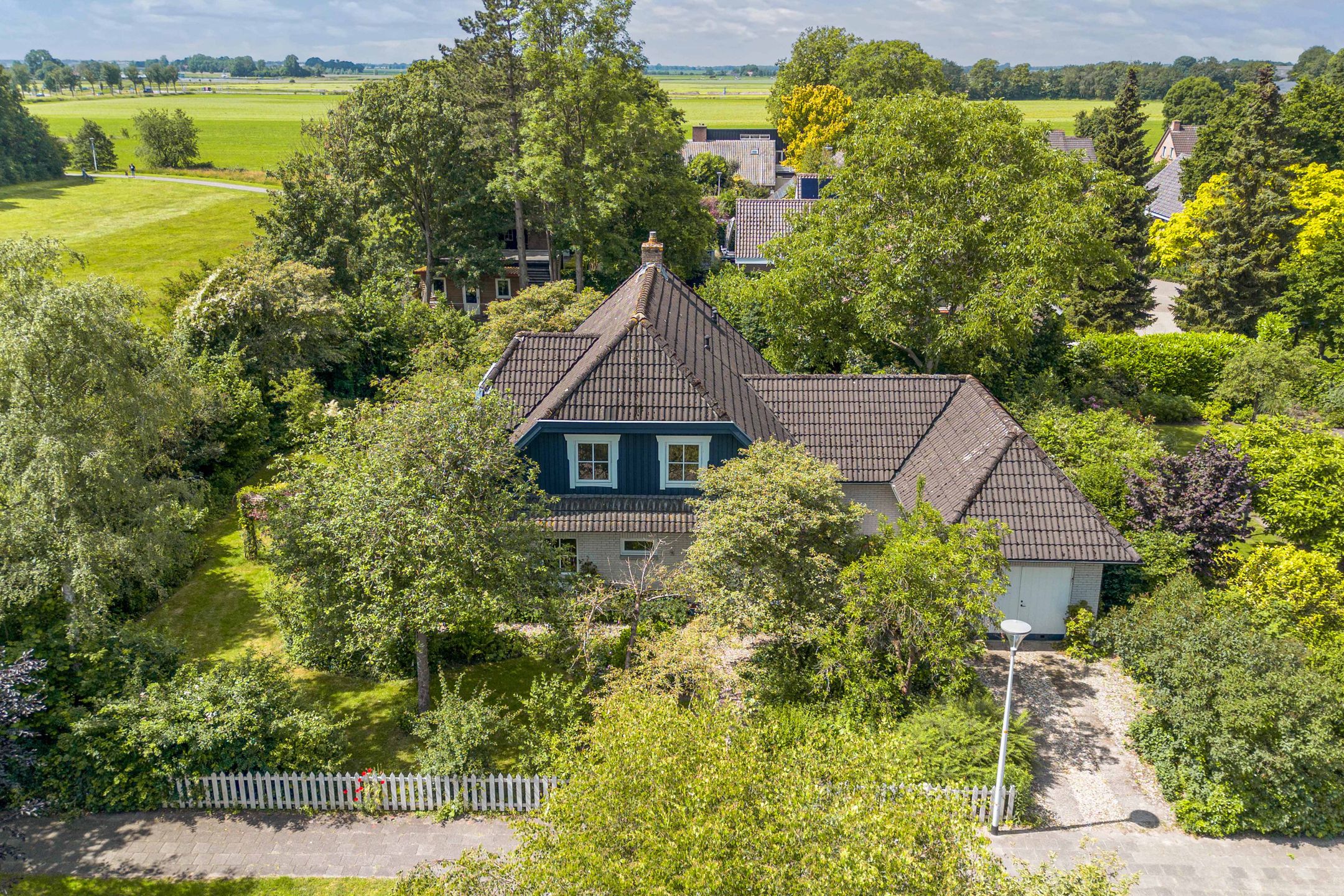 Foto van Achterveld 4, Tuk