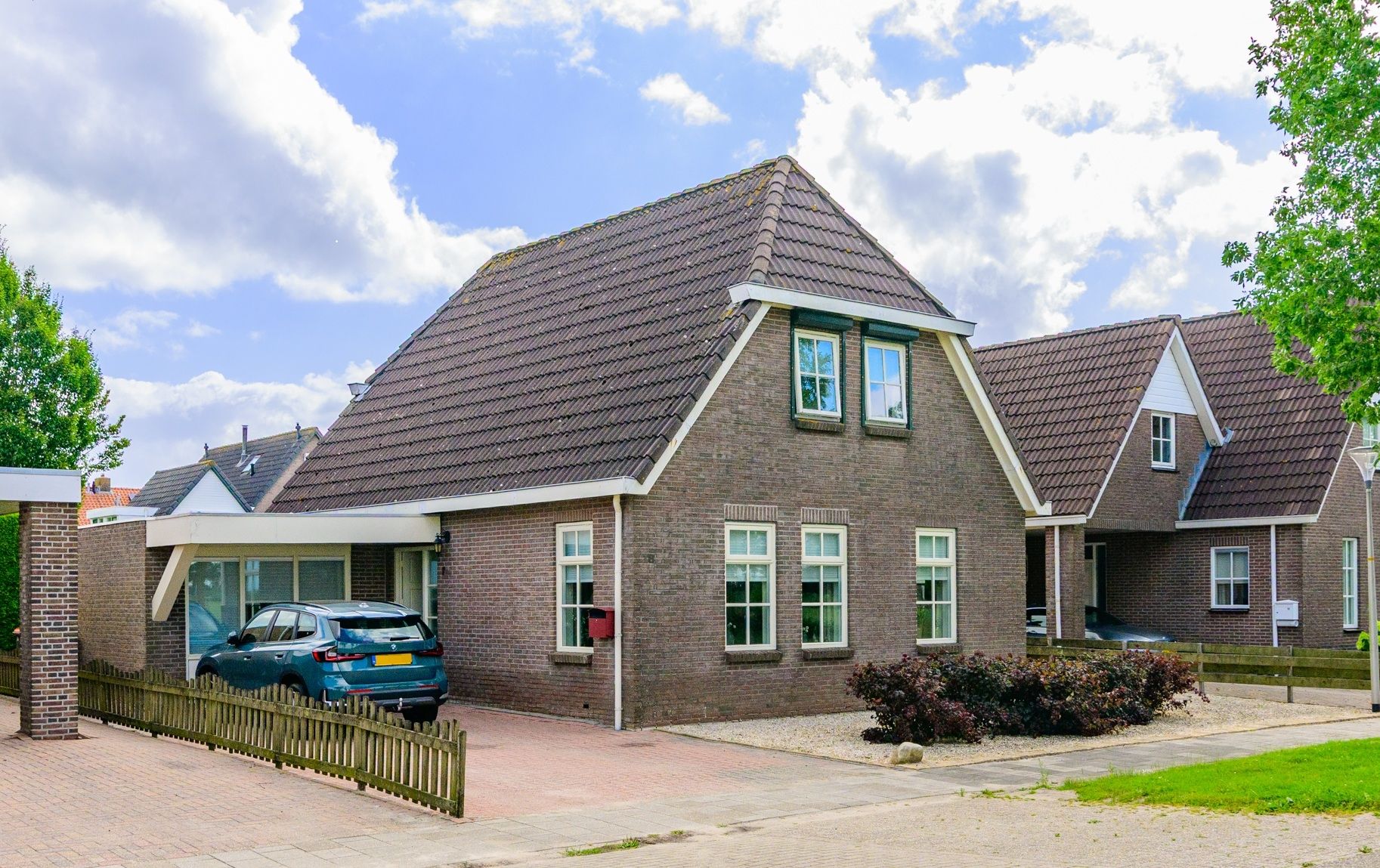 Foto van Burgemeester van der Veenweg 18, Ossenzijl