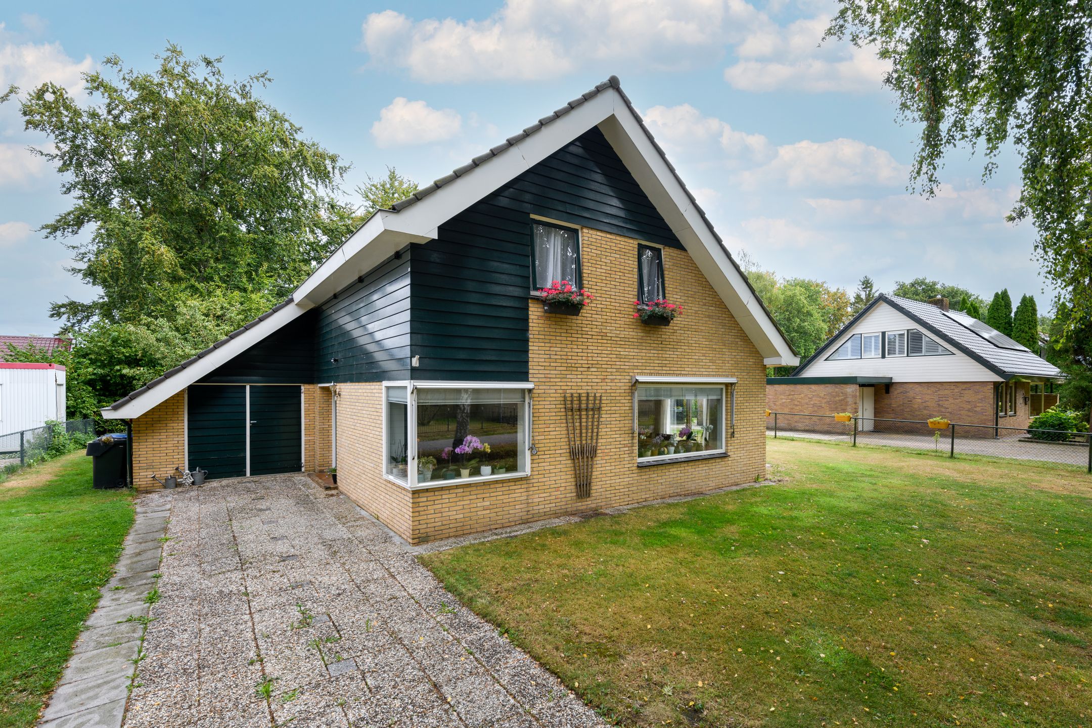 Foto van Pastorielaan 1, Nieuwehorne