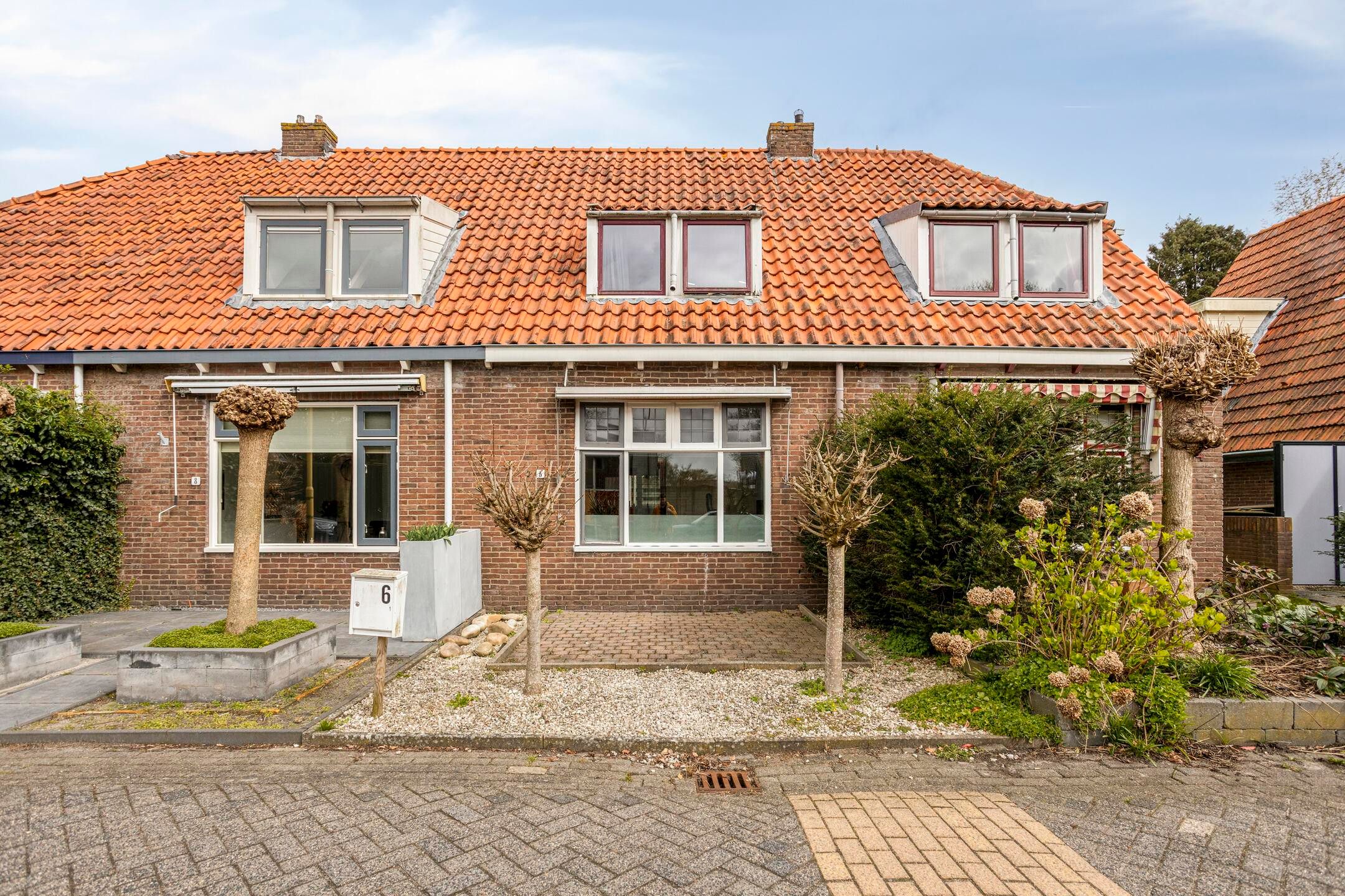 Foto van van der Sluislaan 6, Heerenveen