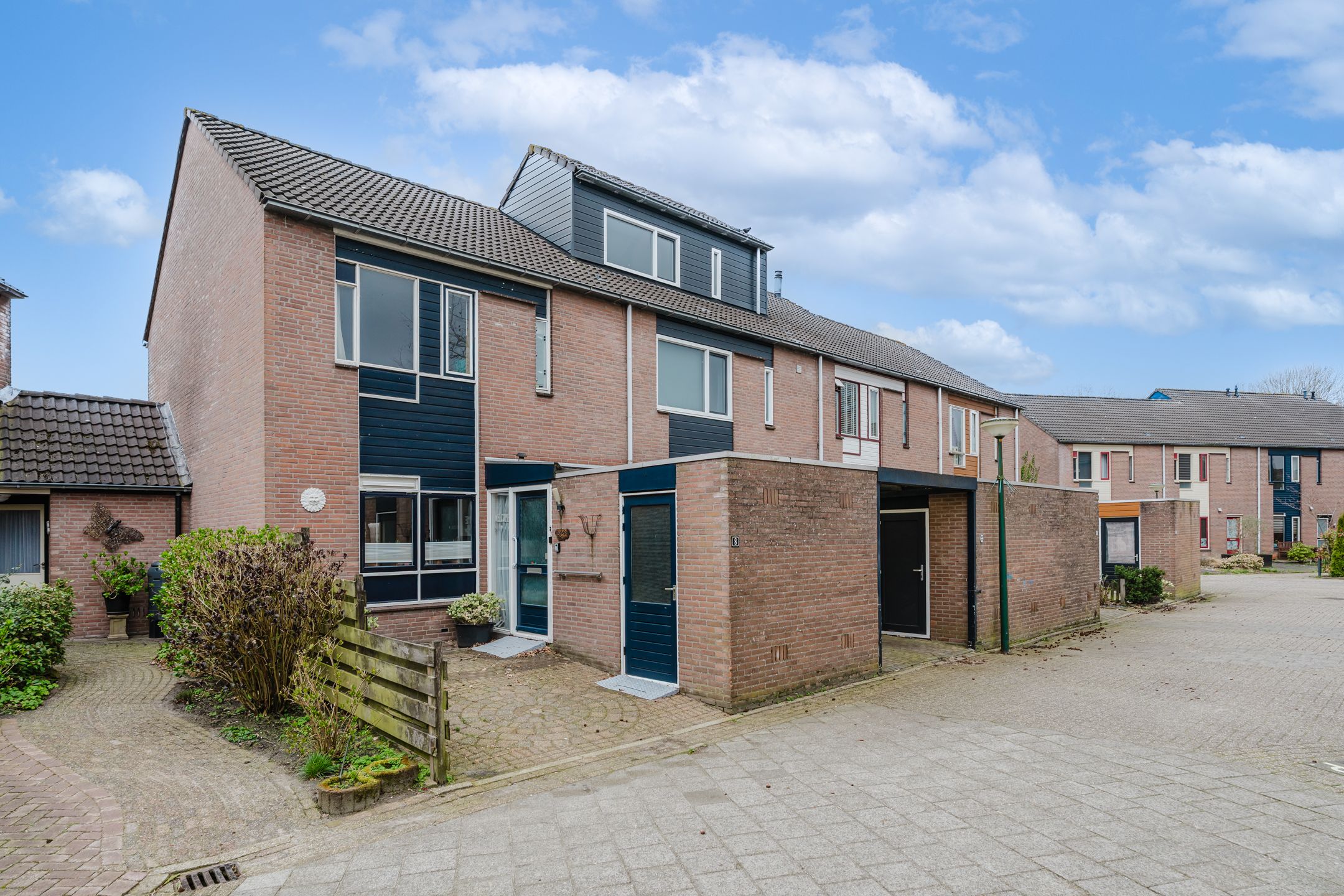 Foto van Dovenetel 8, Heerenveen