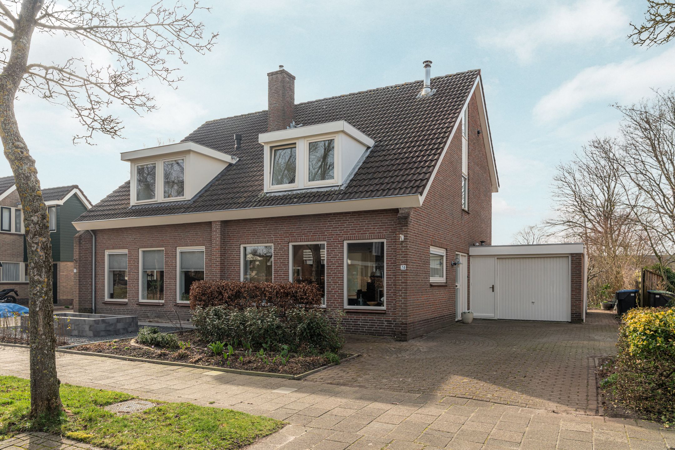 Foto van Eeltsjebaes 74, Joure