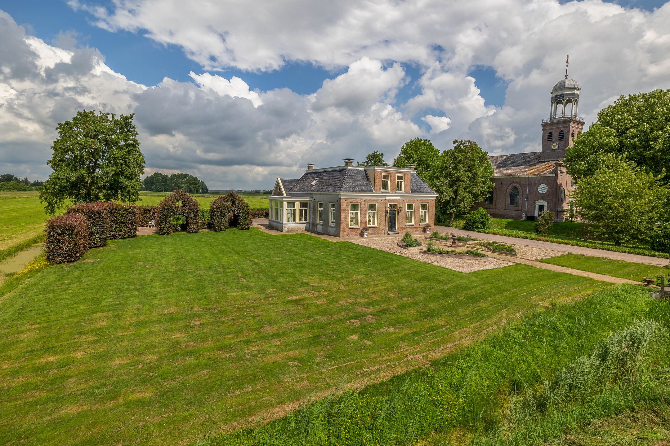 Foto van Buren 27, Oosterzee