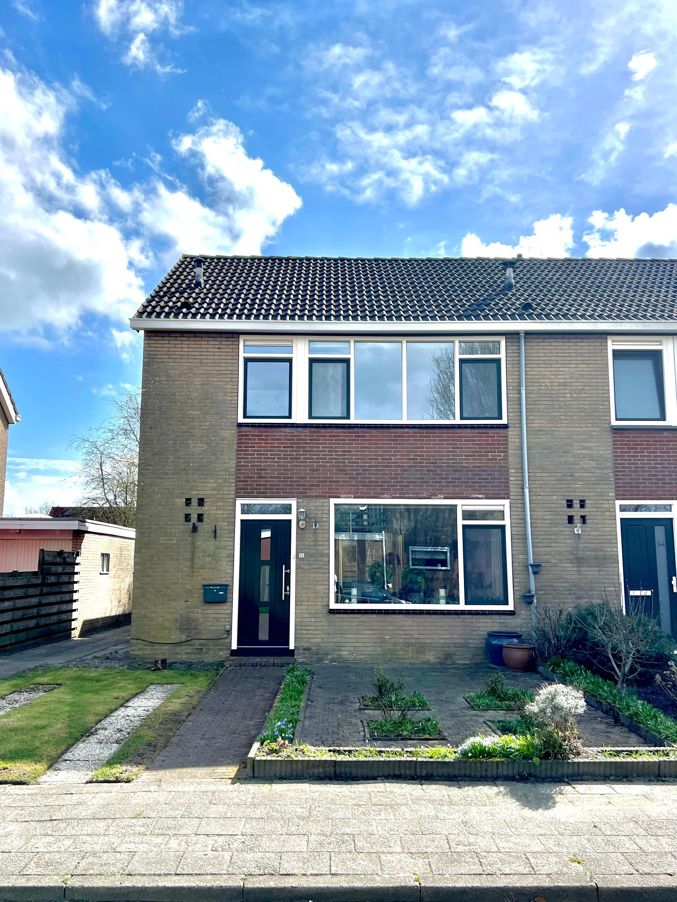 Foto van Hielkemastrjitte 36, Balk