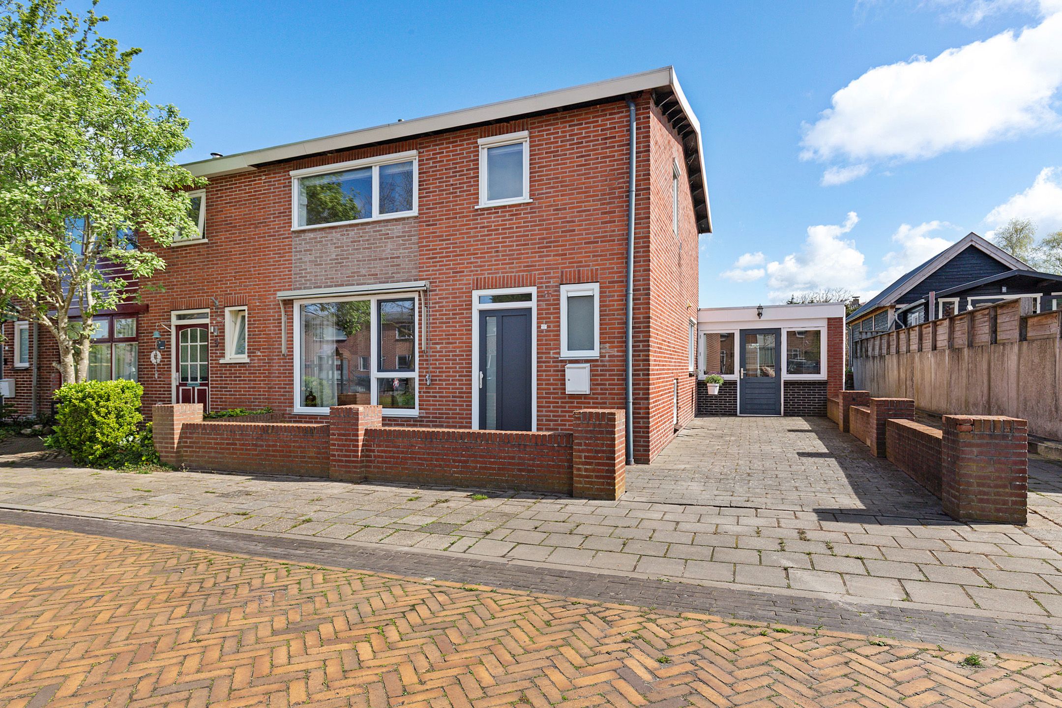 Foto van Plantsoen 11, Bakhuizen