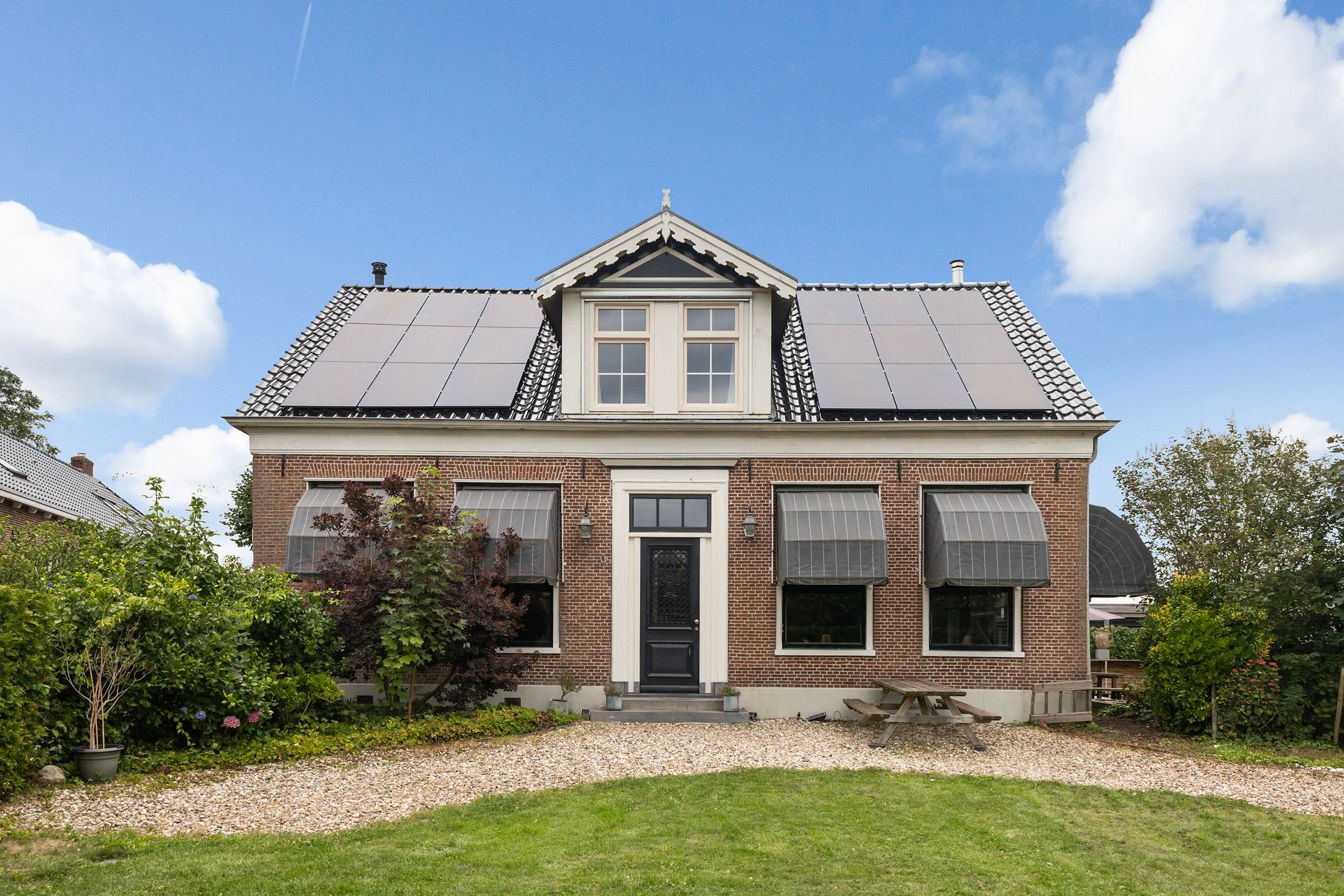 Foto van Riperwei 13, Jutrijp