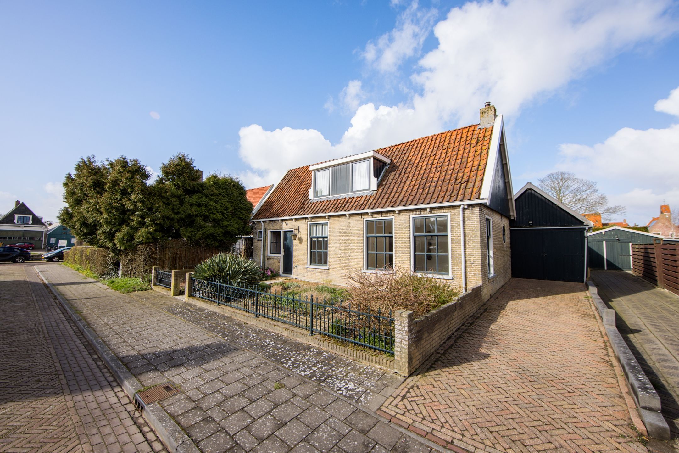 Foto van Cynthia Lenigestraat 1, Makkum