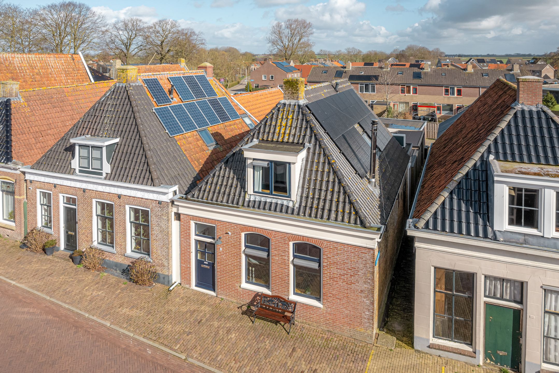 Foto van Voorstraat 9, Tzum