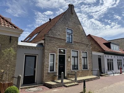 Foto van Burgemeester Mentzstraat 18, West-Terschelling Half