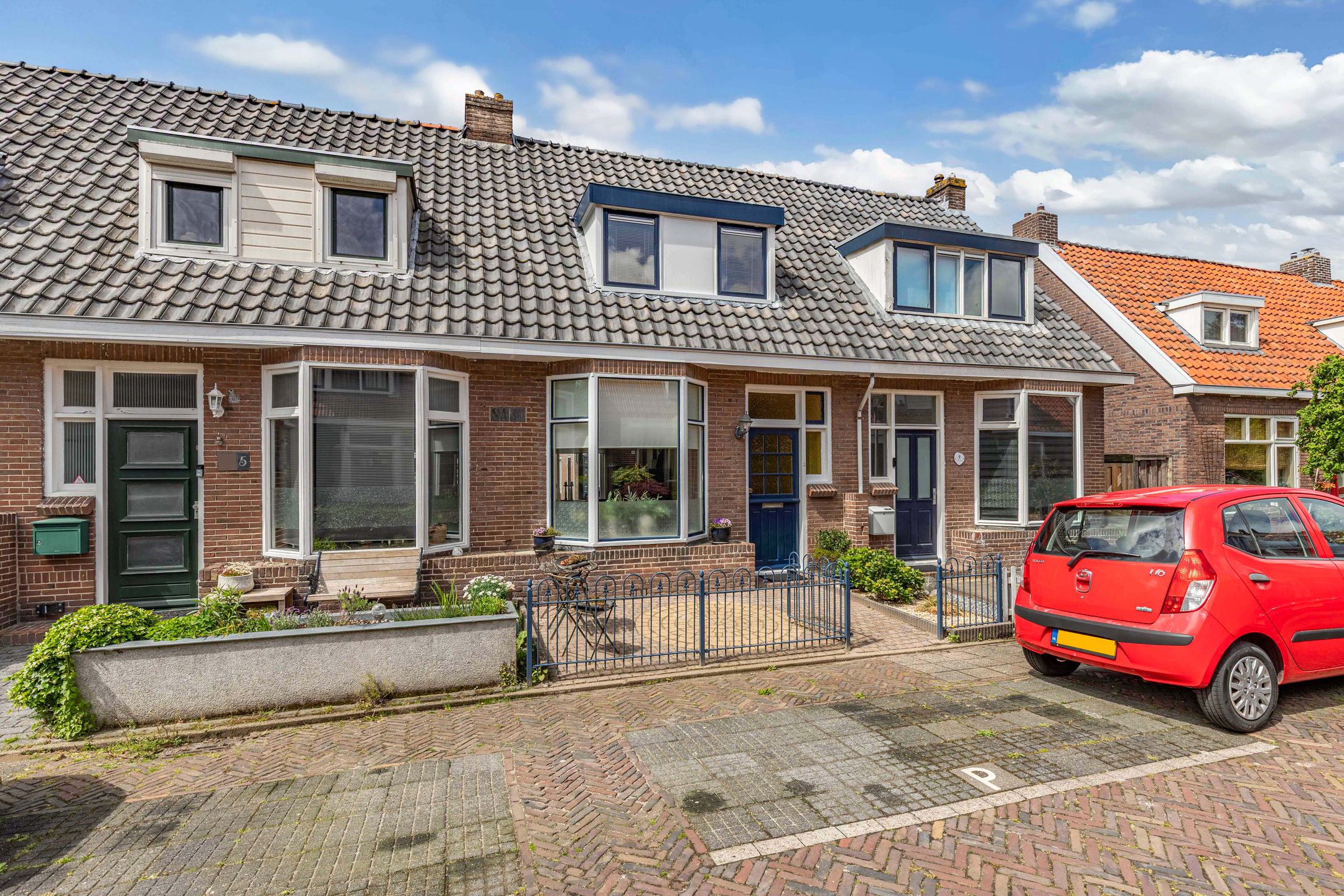 Foto van Albert Cuypstraat 7, Leeuwarden
