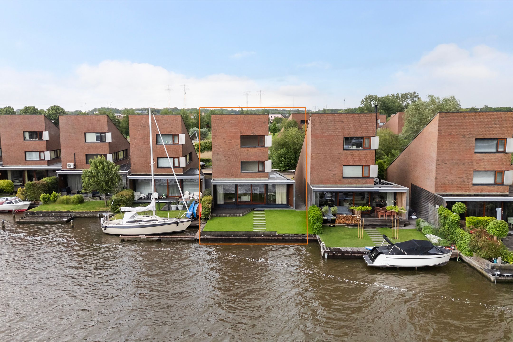 Foto van De Fluessen 10, Leeuwarden