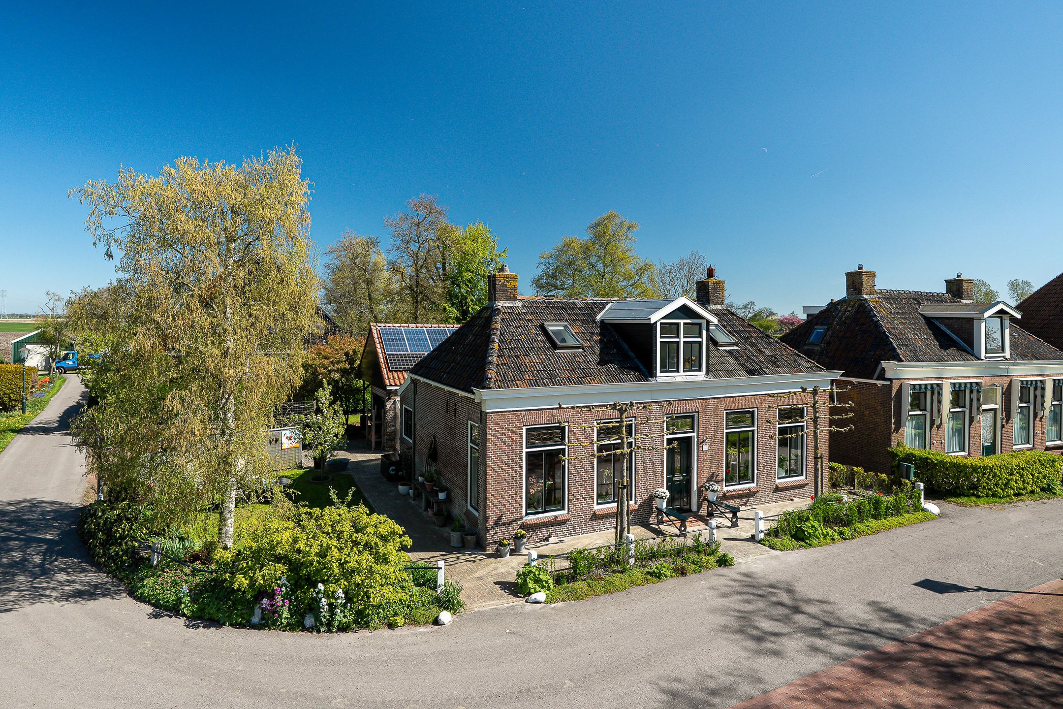 Foto van Buorren 12, Warstiens