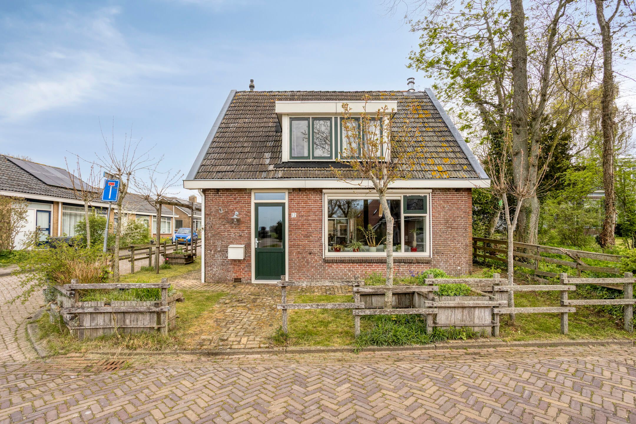 Foto van Buorren 12, Boksum