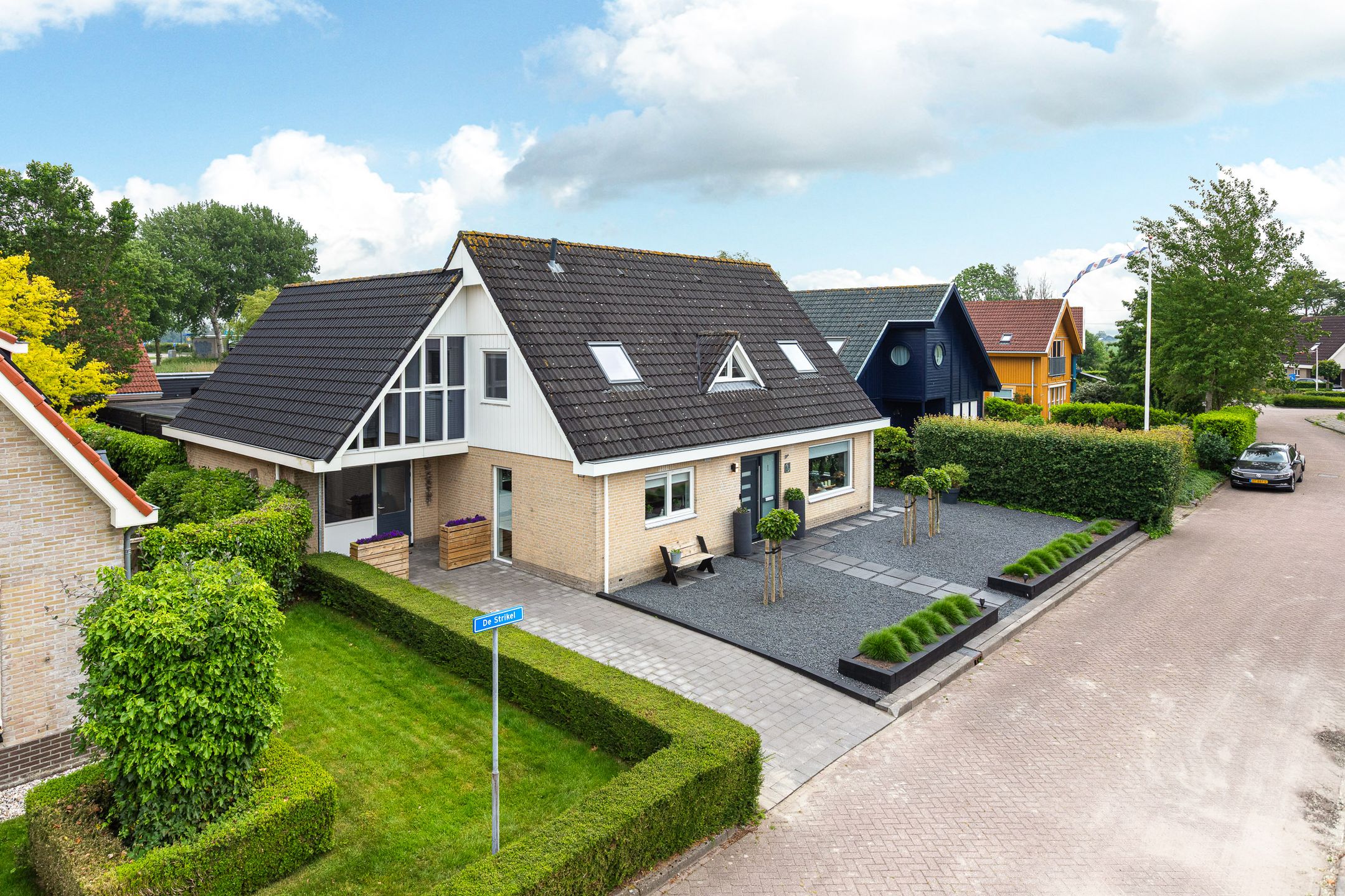 Foto van De Strikel 1, Deinum