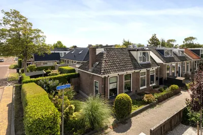 Foto van Uniabuert 20, Stiens