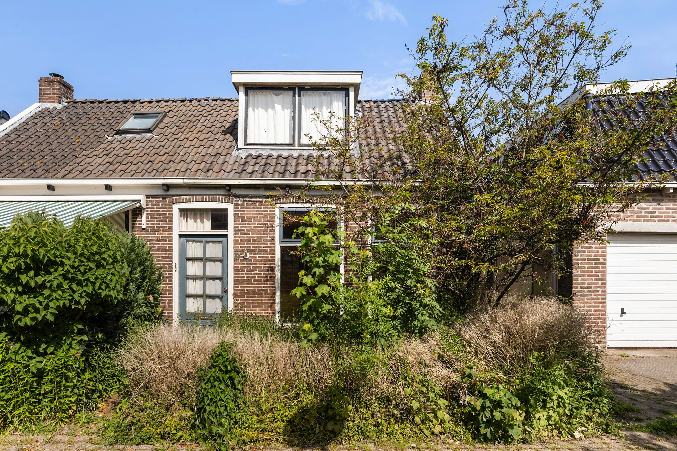 Foto van Uniabuert 9, Stiens
