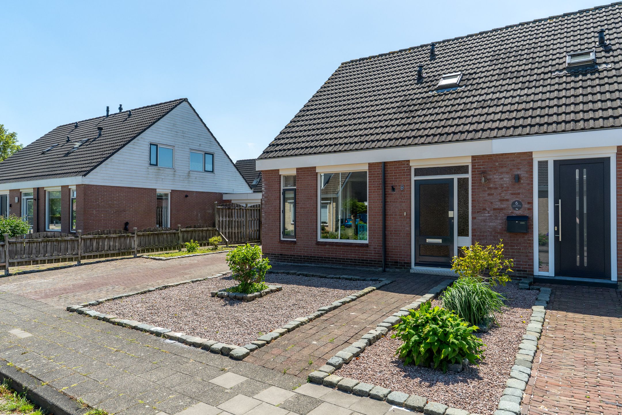 Foto van De Tsjalk 8, Hallum