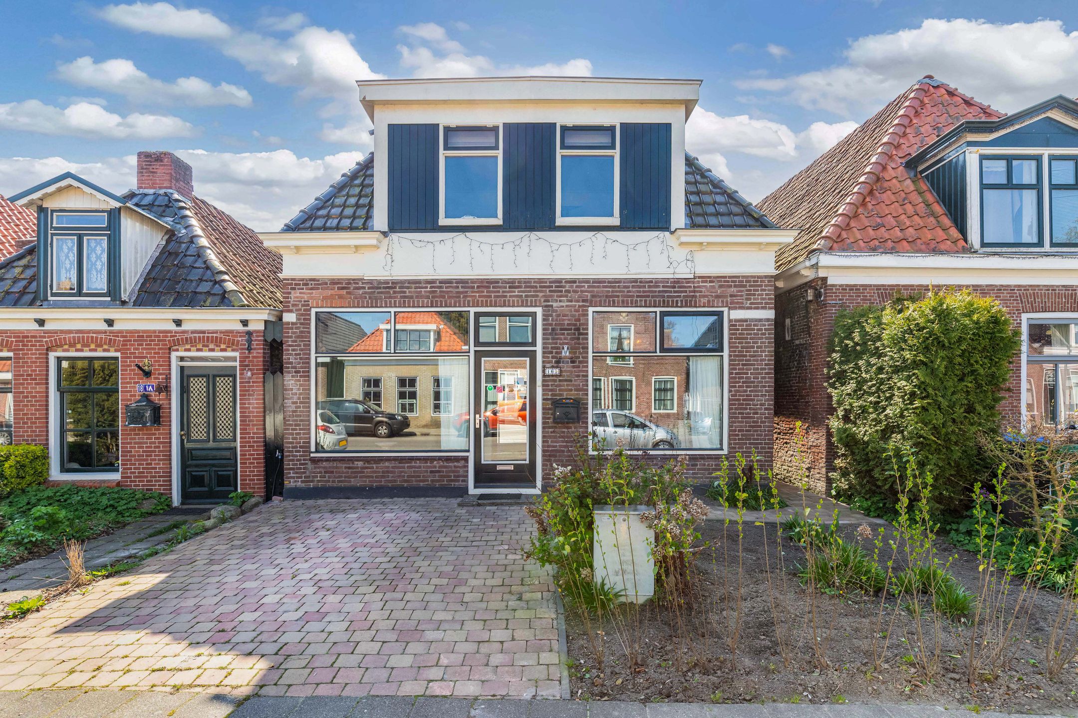 Foto van Oosteinde 16, St.-Jacobiparochie