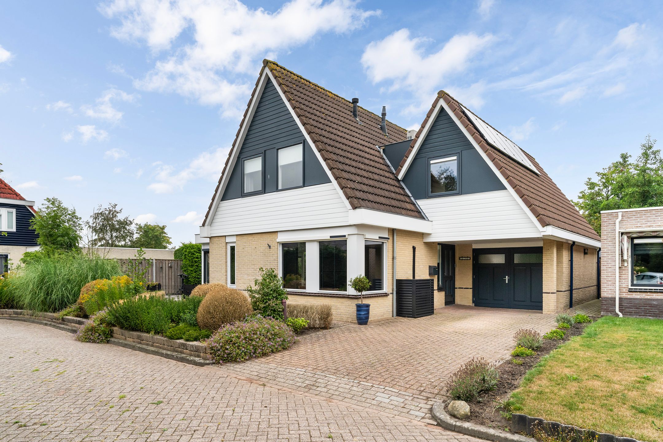 Foto van Gerben van Tuinenstraat 45, St.-Jacobiparochie