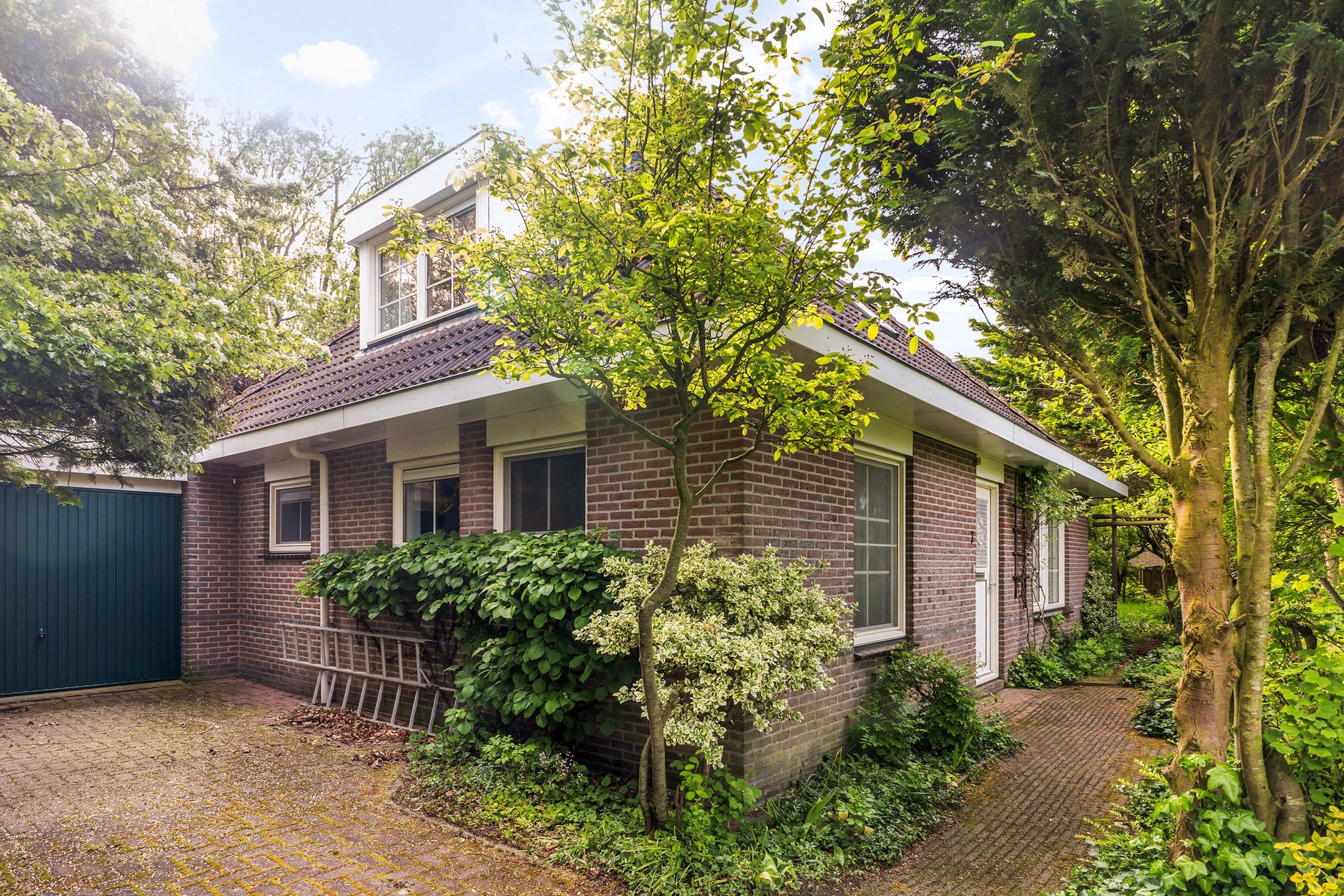 Foto van Dooitzen de Bildtstraat 7, St.-Jacobiparochie