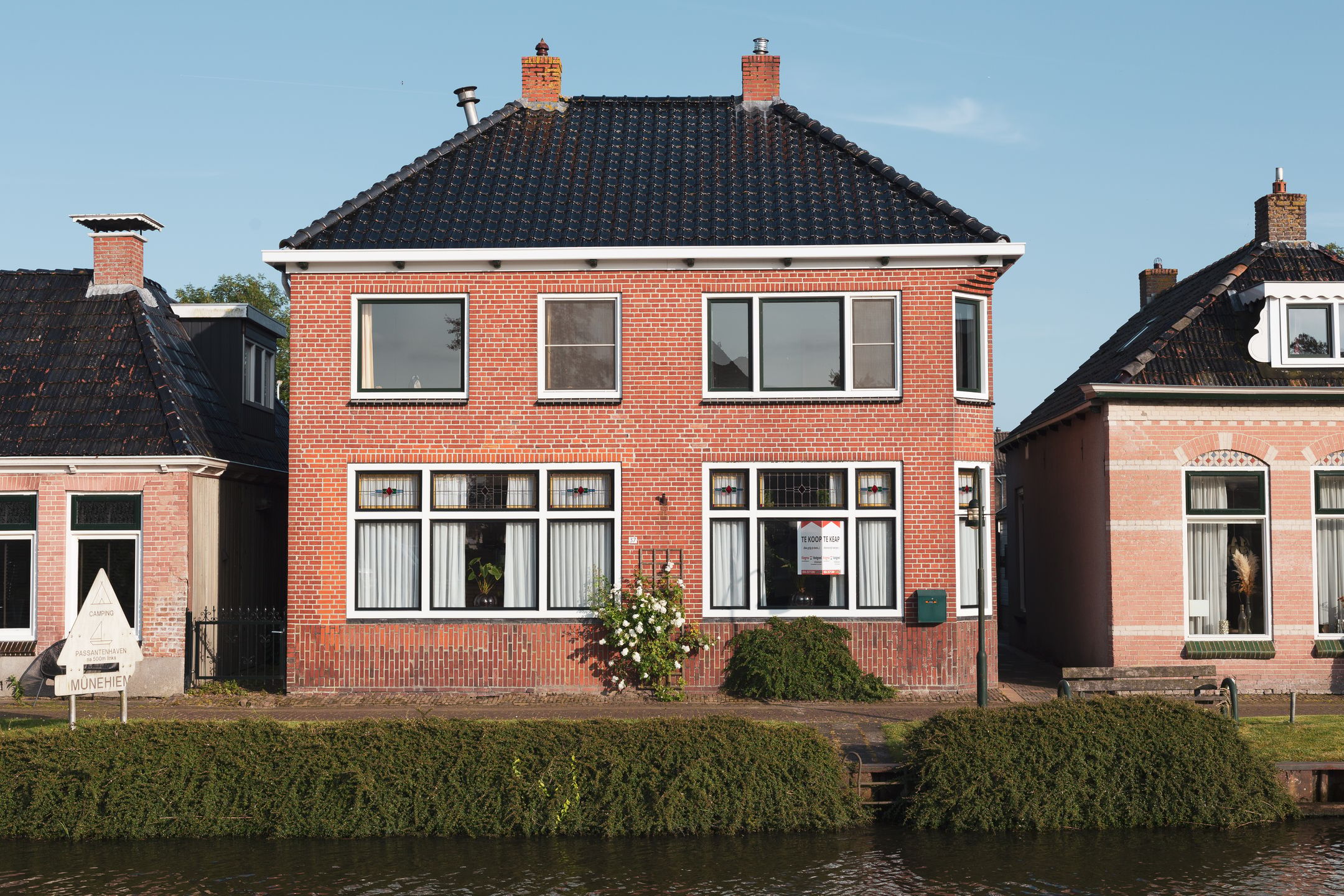 Foto van Eewal 37, Burdaard