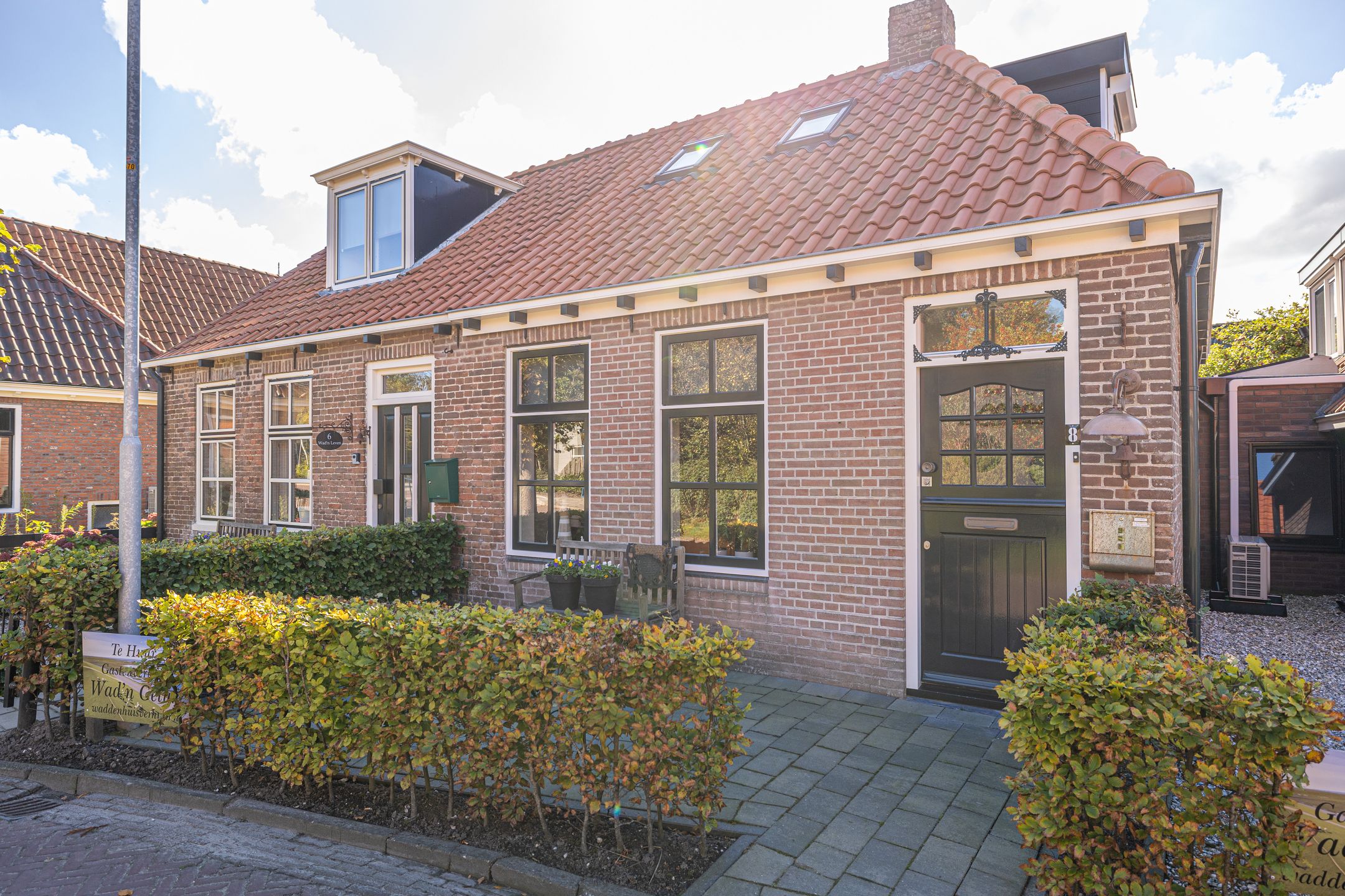 Foto van De Buorren 8, Peazens