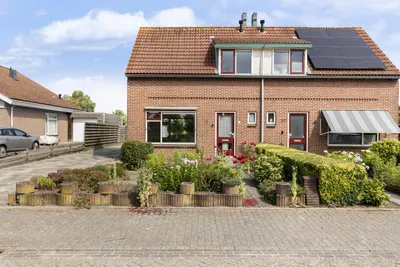 Foto van Jouke Jochemswei 35, Boornbergum 2-onder-1-kapwoning