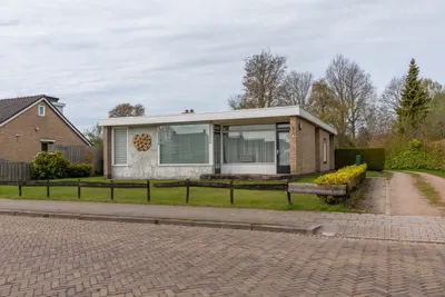 Foto van De Omloop 4, Surhuisterveen