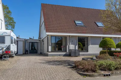 Foto van De Buizerd 32, Surhuisterveen