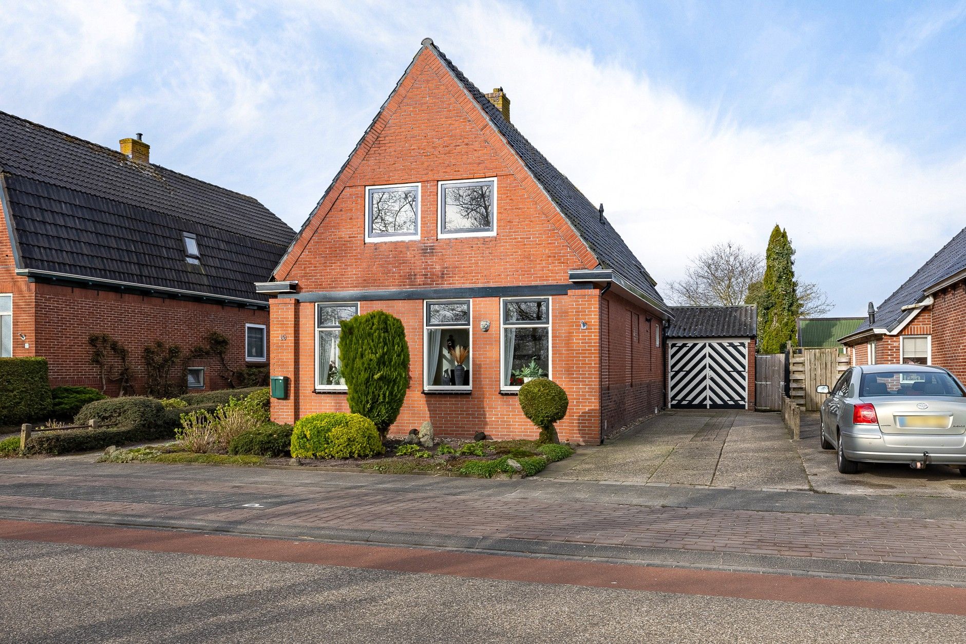 Foto van Hearsterwei 19, Frieschepalen