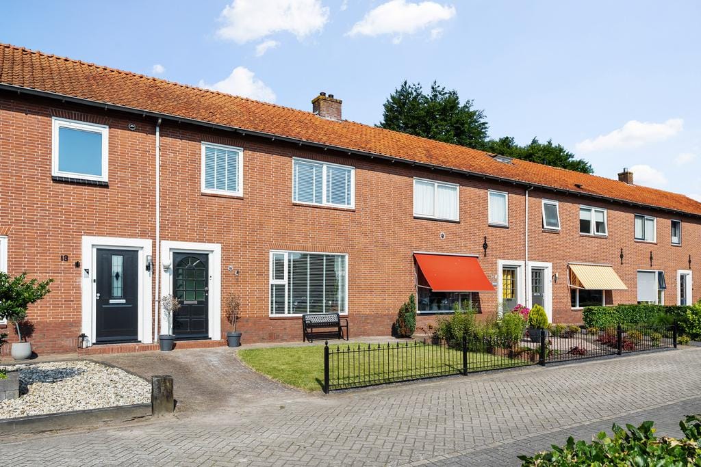 Foto van Markt 16, Burgum