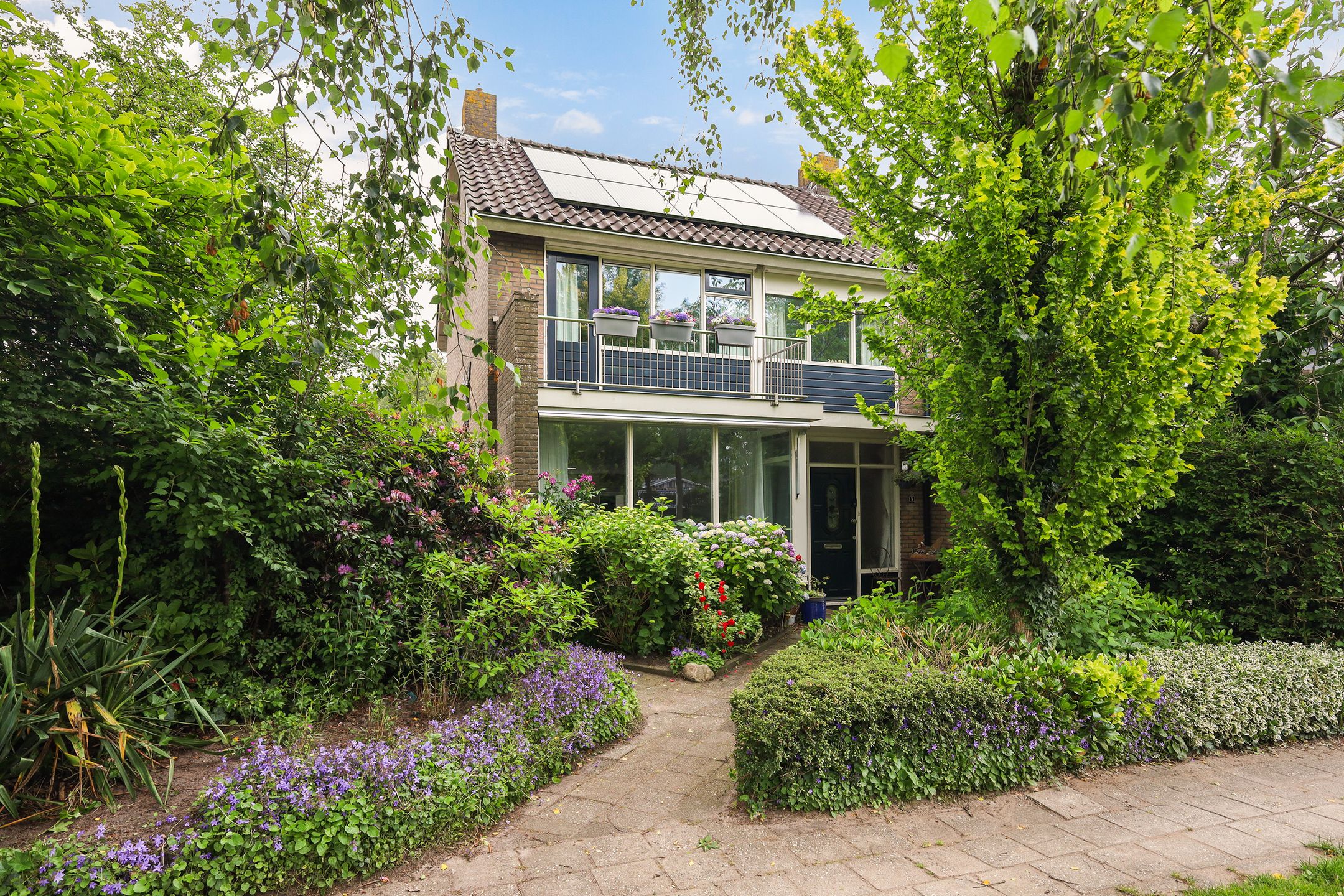 Foto van Douwetille 8, Hurdegaryp