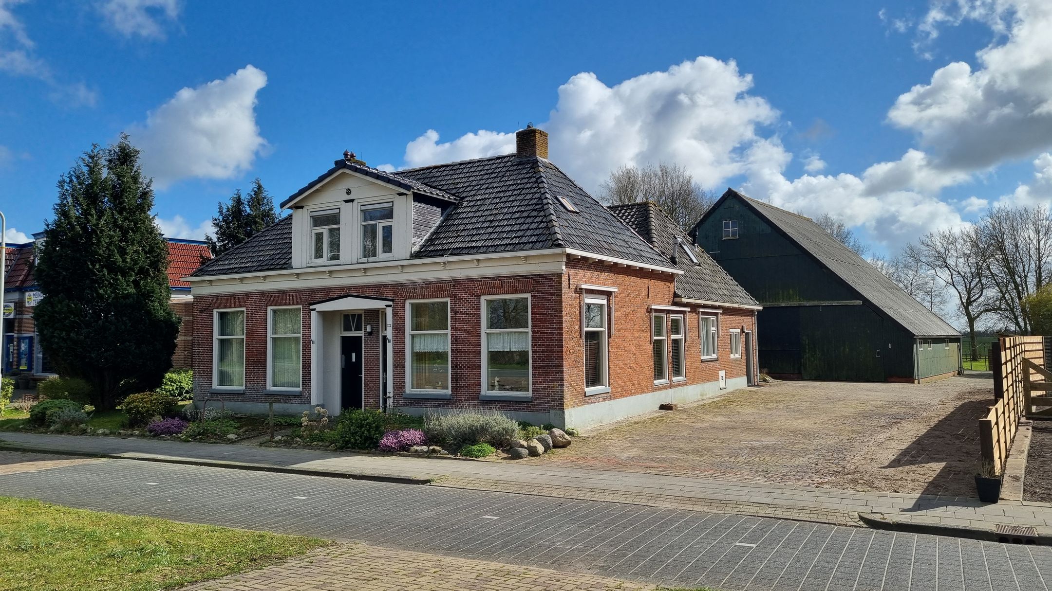 Foto van Rijksstraatweg 122, Hurdegaryp