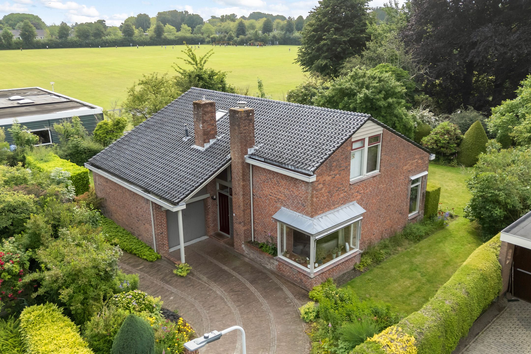 Foto van Mejontsmastraat 10, Buitenpost