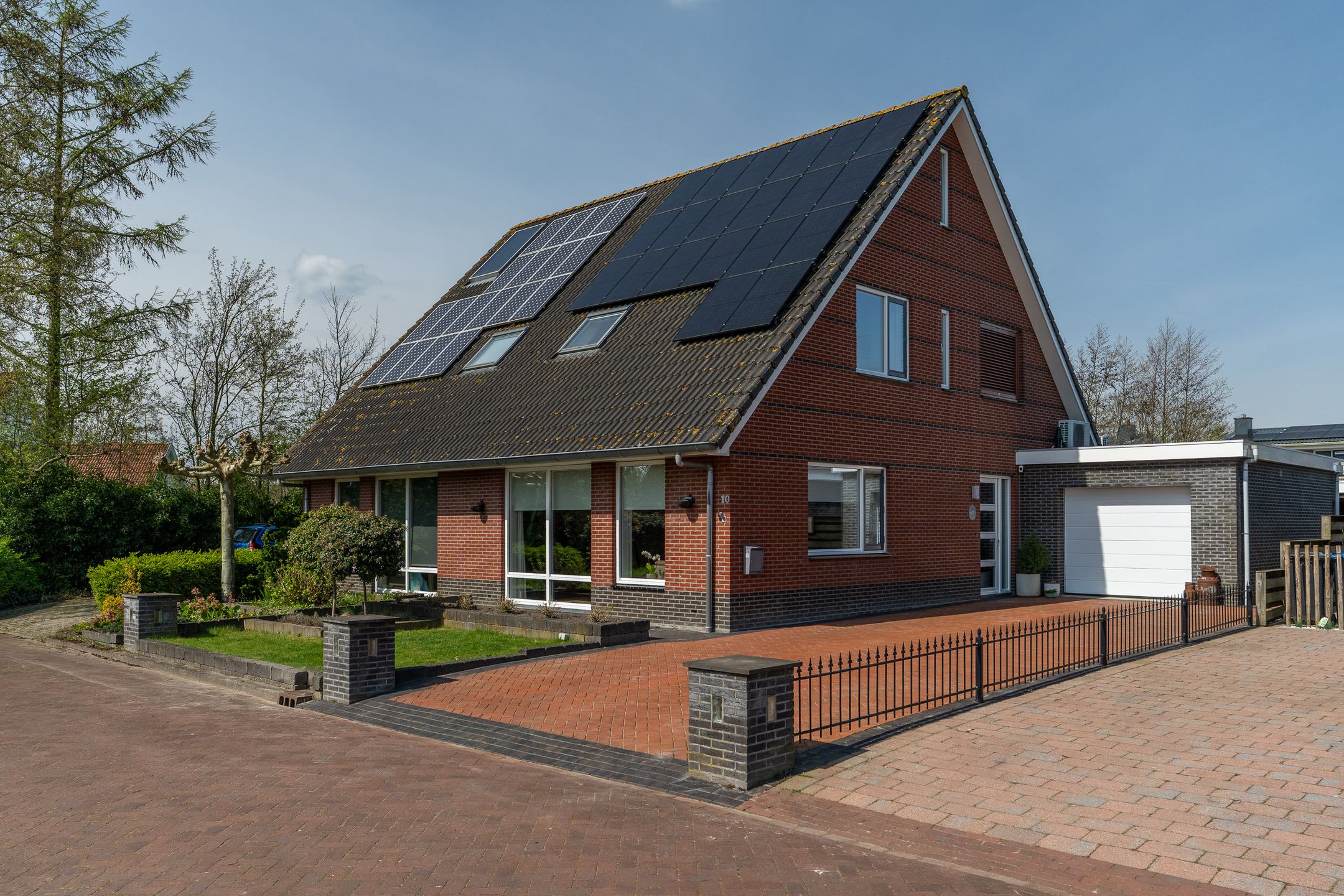 Foto van Zwanebloem 10, Kollum