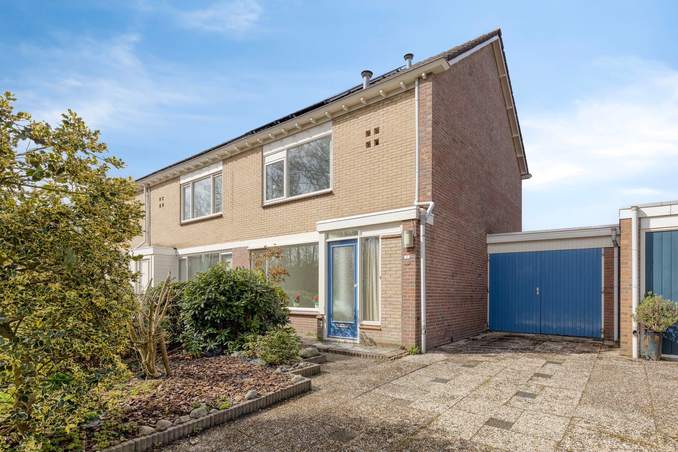 Foto van G. Bavingstraat 17, Roden